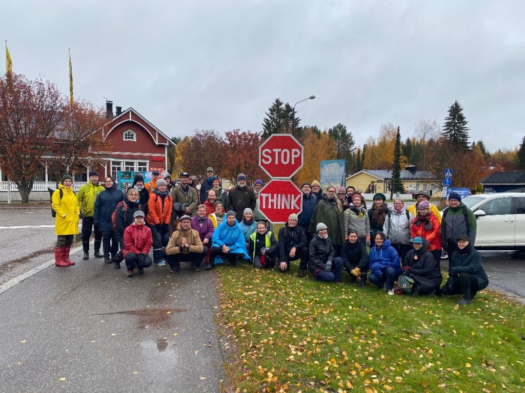 KV10 osanottajia THINK
